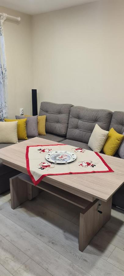 Зара Apartment Ruse Luaran gambar